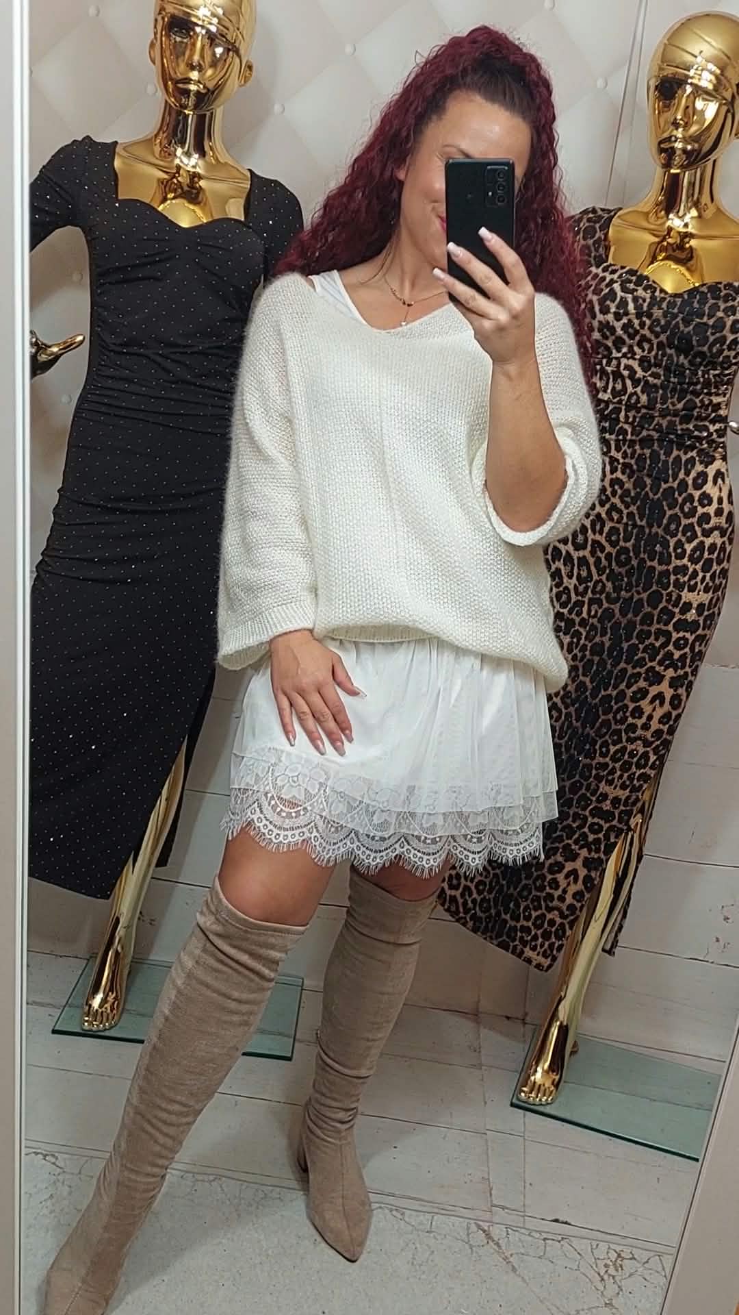✨ Sweterek z sukienkową halką - śmietanka